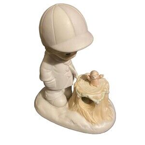 Precious Moments 1989 “Wishing You A Cozy Season” Figurine #521949
